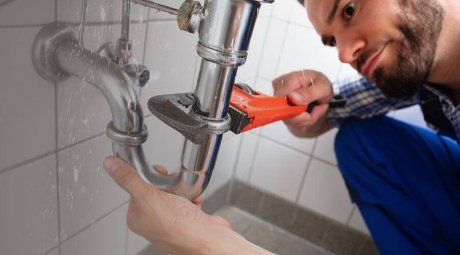 Local expert plumbing services in Little America, WY